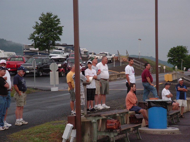 dscf0106.jpg - The Spectators... after 6 rounds total and 2 with Bicknell and Shaeffer going head to head...