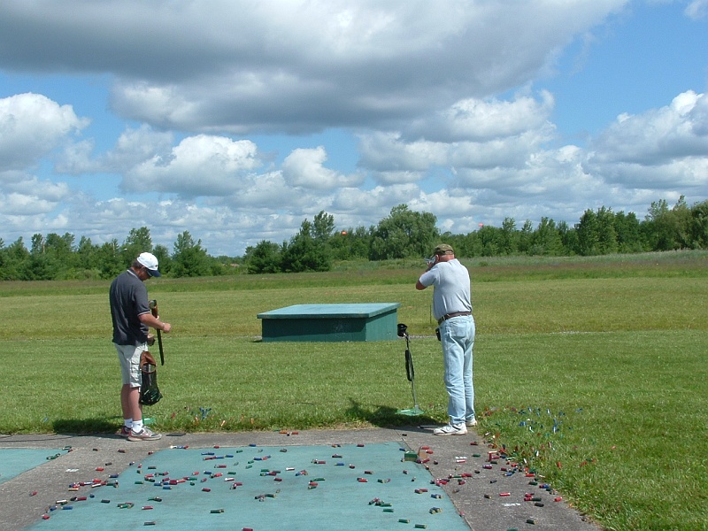 dscf0070y.jpg - My Dad, Gerry Ostrander, during today's doubles.
