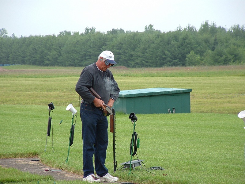 dscf0060mks.jpg - This is a shot of Keith Welch (former NYSATA President) on the practice trap next to me.