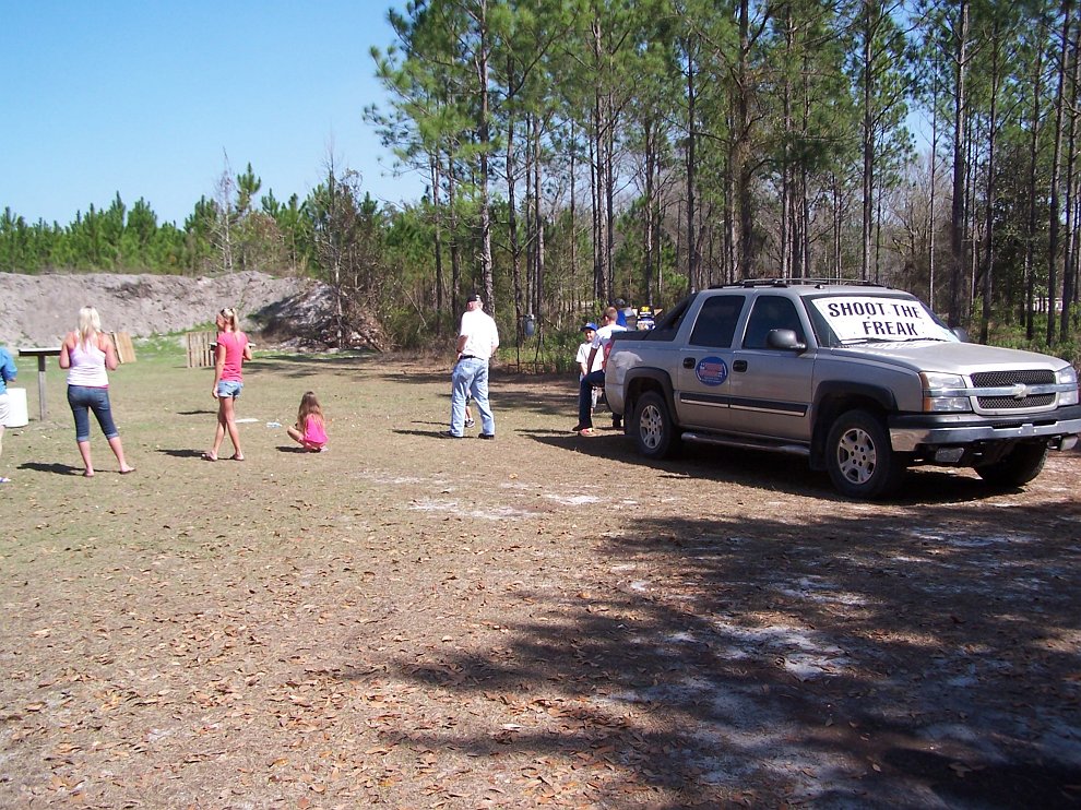 100_4800.JPG - Paint Ball
